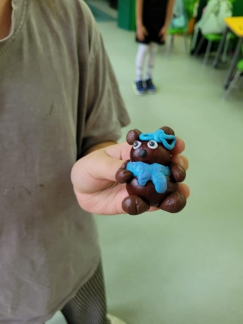 eab0fa43-8fd5-4df3-b629-094a9efaf32f