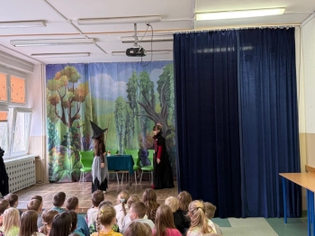 b3e6f6ff-7f5e-41c9-a60f-5b07dee6d224