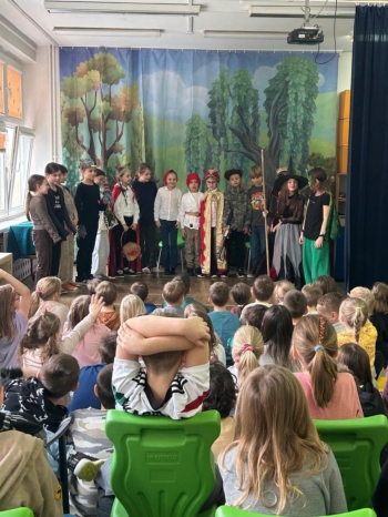 f9154c71-0107-496d-af44-05874e4992f8